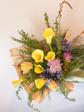 Load image into Gallery viewer, Bespoke Wildflower Bouquet